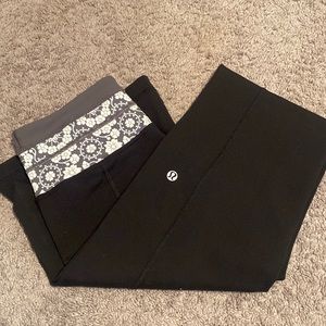 Lululemon size 4tall flare leggings